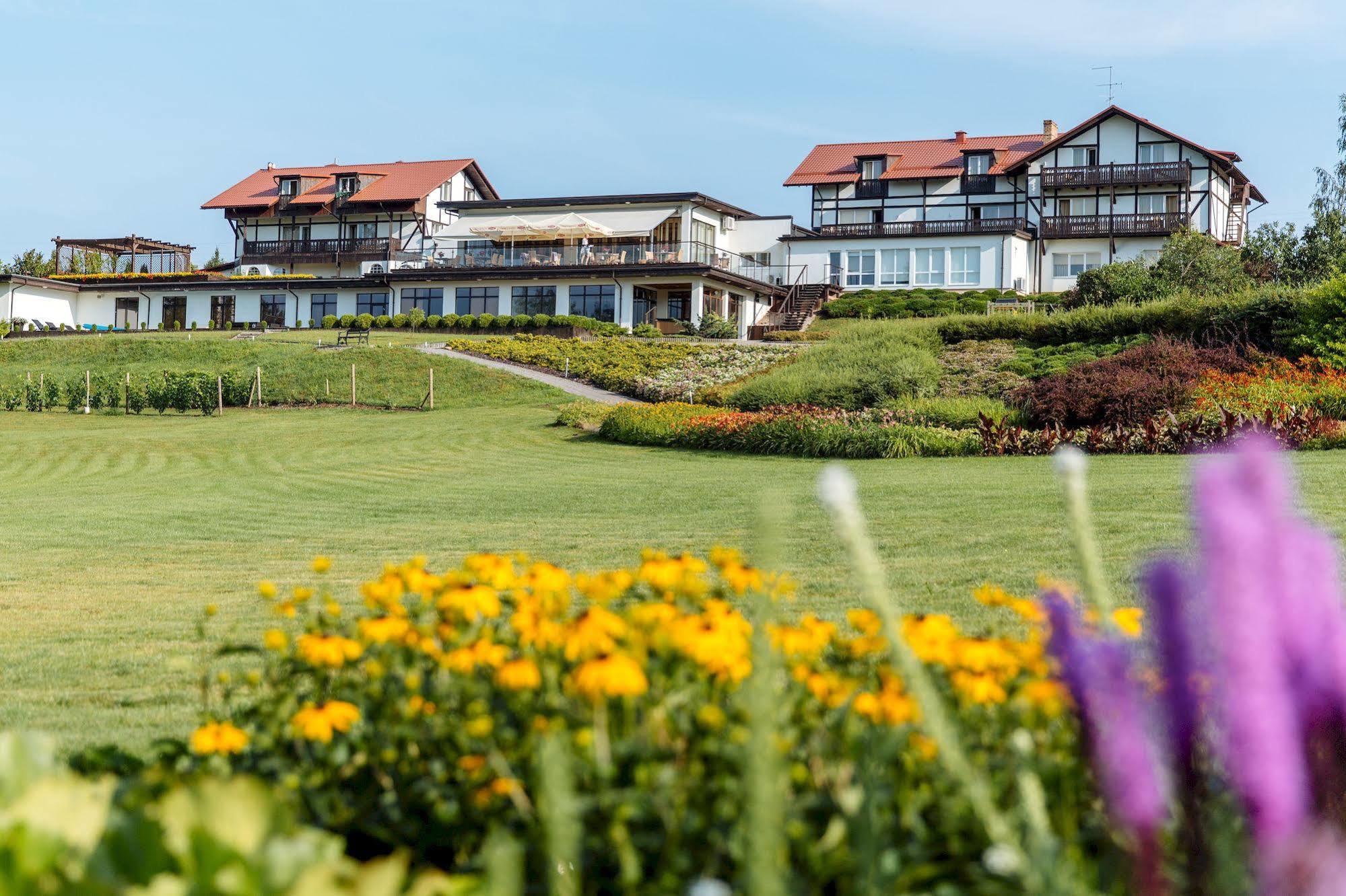 Spa Hotel Ezeri Sigulda Exteriör bild